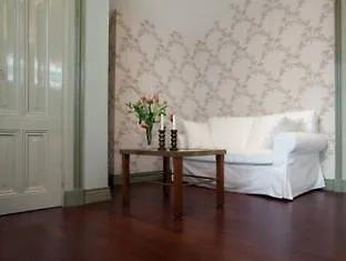 Hotel Museum 4*